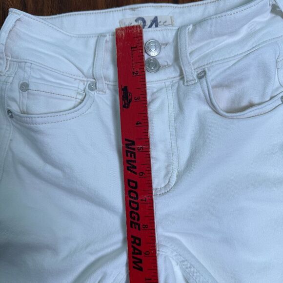 Free People We The Free Shayla Bootcut Jeans in Pebble White Women’s Size 24 - Picture 6 of 10
